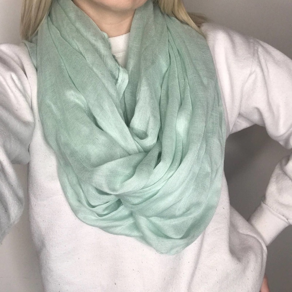 Aqua infinity lightweight scarf